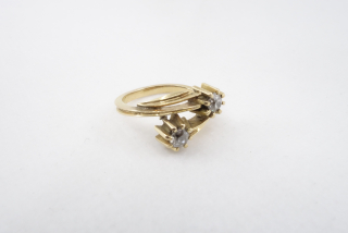 Zlatý prsten s routy